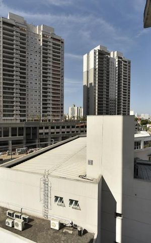 Apartamento à venda com 99m², 3 quartos e 2 vagasVista da área de serviço