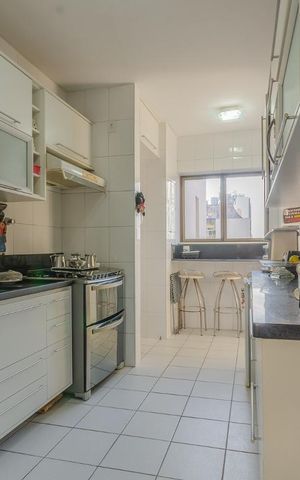 Apartamento para alugar com 116m², 3 quartos e 2 vagas Apartamento para alugar com 116m², 3 quartos e 2 vagasCozinha