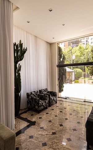Apartamento à venda com 300m², 3 quartos e 4 vagas Apartamento à venda com 300m², 3 quartos e 4 vagasÁrea comum