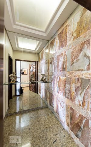 Apartamento à venda com 300m², 3 quartos e 4 vagas Apartamento à venda com 300m², 3 quartos e 4 vagasHall