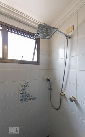Apartamento à venda com 300m², 3 quartos e 4 vagas Apartamento à venda com 300m², 3 quartos e 4 vagasBanheiro Suite 1