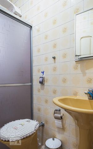 Casa à venda com 400m², 3 quartos e 2 vagasCasa 02 - Banheiro