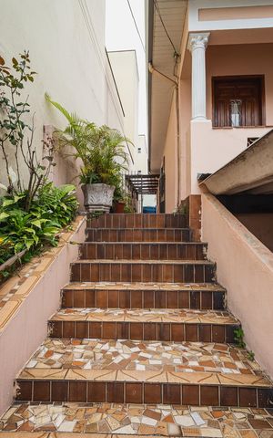 Casa à venda com 400m², 3 quartos e 2 vagasEntrada