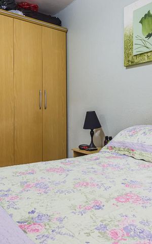 Casa à venda com 400m², 3 quartos e 2 vagasCasa 01 - Dormitório 01