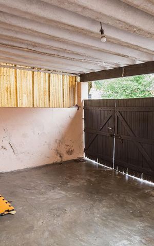 Casa à venda com 400m², 3 quartos e 2 vagasGaragem
