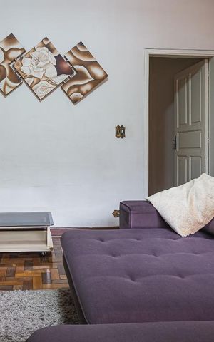 Casa à venda com 400m², 3 quartos e 2 vagasCasa 01 - Sala
