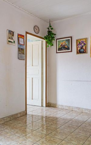 Casa à venda com 400m², 3 quartos e 2 vagasCasa 03 - Dormitório 02