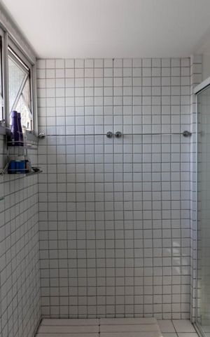 Apartamento à venda com 268m², 4 quartos e 3 vagas Apartamento à venda com 268m², 4 quartos e 3 vagasBanheiro da Suíte 4
