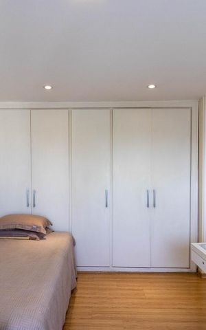 Apartamento à venda com 268m², 4 quartos e 3 vagas Apartamento à venda com 268m², 4 quartos e 3 vagasSuíte 1