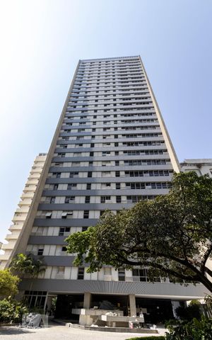 Apartamento à venda com 268m², 4 quartos e 3 vagas Apartamento à venda com 268m², 4 quartos e 3 vagasFachada