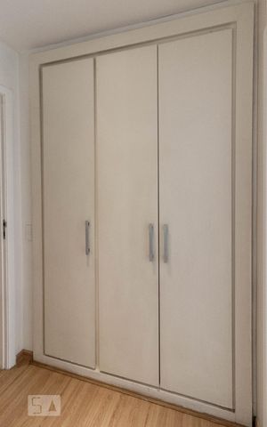Apartamento à venda com 268m², 4 quartos e 3 vagas Apartamento à venda com 268m², 4 quartos e 3 vagasSuíte 1