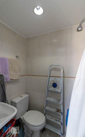 Apartamento à venda com 268m², 4 quartos e 3 vagas Apartamento à venda com 268m², 4 quartos e 3 vagasbanheiro