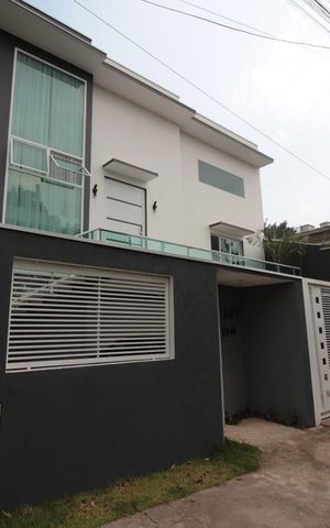 Casa para alugar com 278m², 3 quartos e 3 vagasFachada
