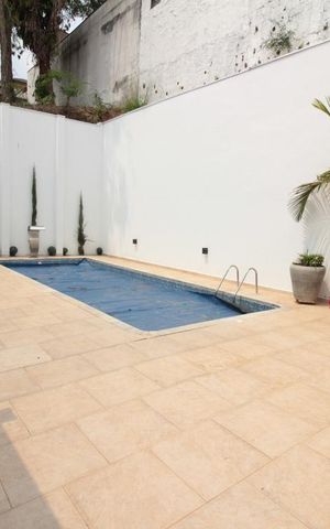 Casa para alugar com 278m², 3 quartos e 3 vagasPiscina