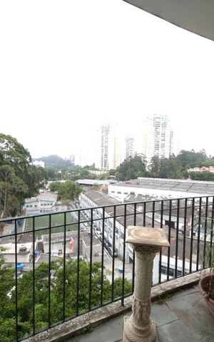 Apartamento à venda com 120m², 3 quartos e 2 vagasVaranda