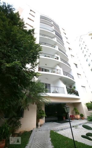 Apartamento à venda com 120m², 3 quartos e 2 vagasFachada