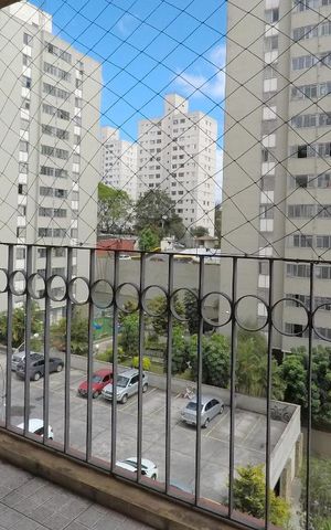 Apartamento para alugar com 60m², 2 quartos e 1 vagaSacada