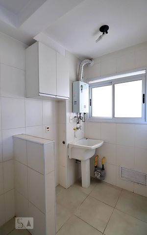 Apartamento à venda com 70m², 3 quartos e 1 vagaÁrea de Serviço