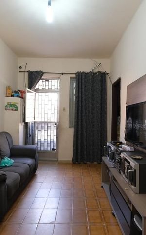 Casa à venda com 50m², 3 quartos e sem vagaSala