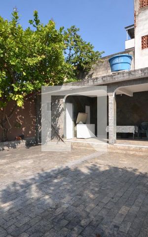 Casa para alugar com 330m², 3 quartos e 3 vagasQuintal