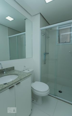 Apartamento à venda com 69m², 2 quartos e 1 vaga Apartamento à venda com 69m², 2 quartos e 1 vagaBanheiro Social