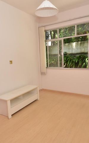 Apartamento para alugar com 70m², 2 quartos e sem vagaSala