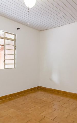 Casa para alugar com 120m², 2 quartos e 1 vaga Casa para alugar com 120m², 2 quartos e 1 vagaSala