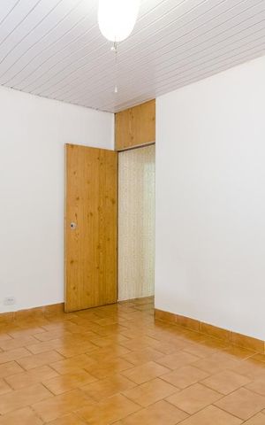 Casa para alugar com 120m², 2 quartos e 1 vaga Casa para alugar com 120m², 2 quartos e 1 vagaSala