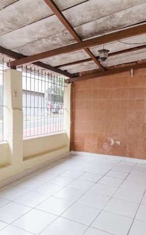 Casa para alugar com 120m², 2 quartos e 1 vaga Casa para alugar com 120m², 2 quartos e 1 vagaGaragem