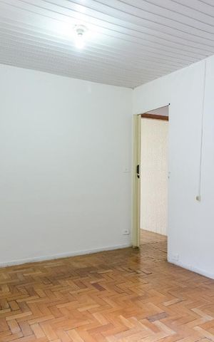 Casa para alugar com 120m², 2 quartos e 1 vaga Casa para alugar com 120m², 2 quartos e 1 vagaQuarto 1