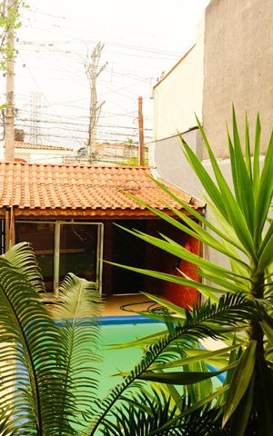 Casa à venda com 300m², 5 quartos e 4 vagasVista da Casa 1 - Sala