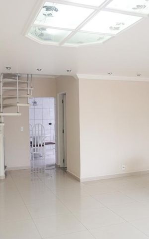 Casa à venda com 300m², 5 quartos e 4 vagasCasa 1 - Sala