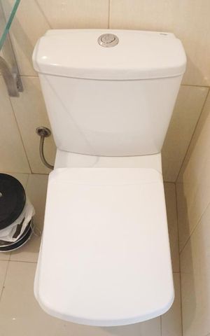 Casa à venda com 300m², 5 quartos e 4 vagasCasa 1 - Banheiro 2