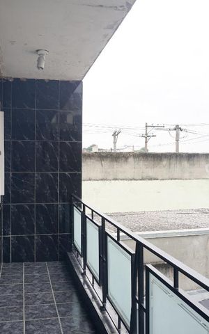 Casa à venda com 300m², 5 quartos e 4 vagasCasa 1 - Varanda da Suíte