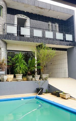 Casa à venda com 300m², 5 quartos e 4 vagasPiscina