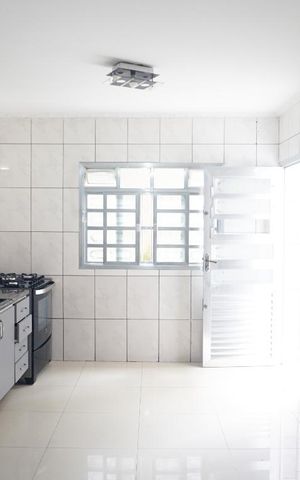 Casa à venda com 300m², 5 quartos e 4 vagasCasa 1 - Cozinha
