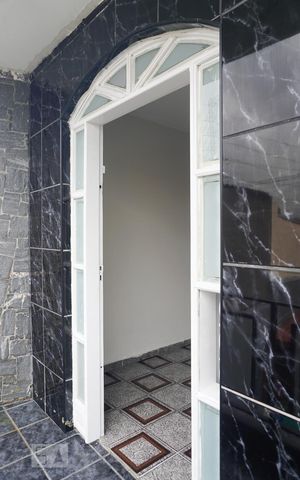 Casa à venda com 300m², 5 quartos e 4 vagasCasa 1 - Varanda da Suíte