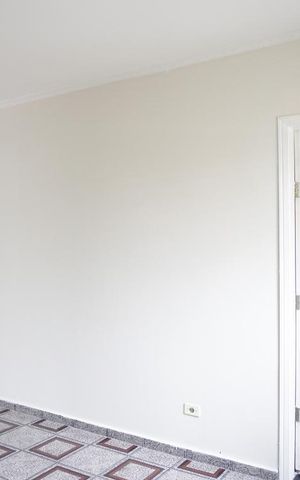 Casa à venda com 300m², 5 quartos e 4 vagasCasa 1 - Sala de TV