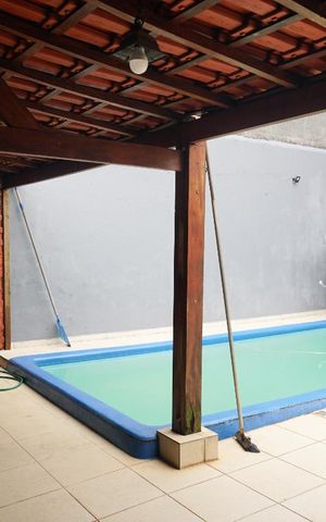 Casa à venda com 300m², 5 quartos e 4 vagasPiscina