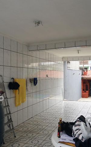 Casa à venda com 300m², 5 quartos e 4 vagasGaragem