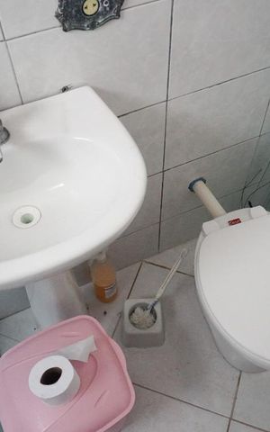 Casa à venda com 300m², 5 quartos e 4 vagasCasa 2 - Banheiro 2
