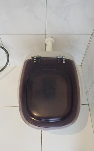 Casa à venda com 300m², 5 quartos e 4 vagasCasa 1 - Banheiro 1