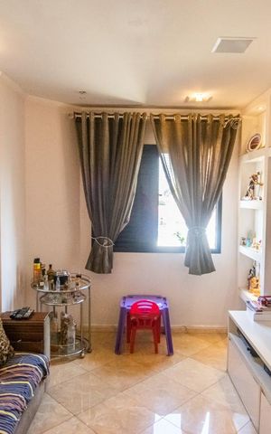 Apartamento à venda com 114m², 3 quartos e 3 vagas Apartamento à venda com 114m², 3 quartos e 3 vagasSala