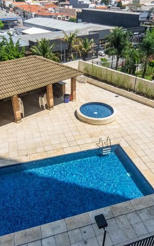 Apartamento à venda com 114m², 3 quartos e 3 vagas Apartamento à venda com 114m², 3 quartos e 3 vagasVaranda
