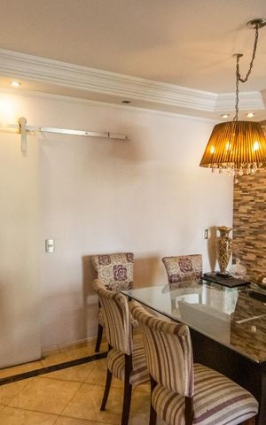Apartamento à venda com 114m², 3 quartos e 3 vagas Apartamento à venda com 114m², 3 quartos e 3 vagasSala
