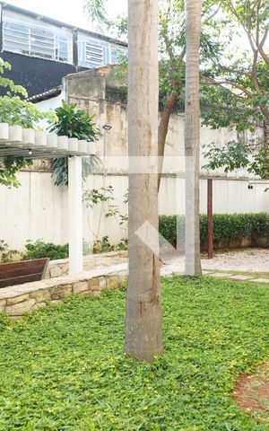 Apartamento à venda com 32m², 1 quarto e sem vagaÁrea comum