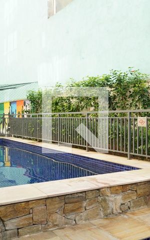Apartamento à venda com 32m², 1 quarto e sem vagaÁrea comum