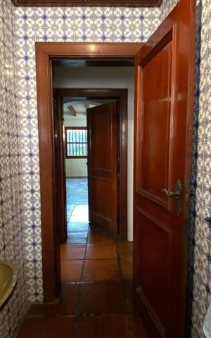 Casa à venda com 544m², 4 quartos e 3 vagas Casa à venda com 544m², 4 quartos e 3 vagasBanheiro 2