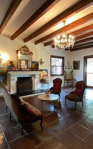 Casa à venda com 544m², 4 quartos e 3 vagas Casa à venda com 544m², 4 quartos e 3 vagasSala de Jantar