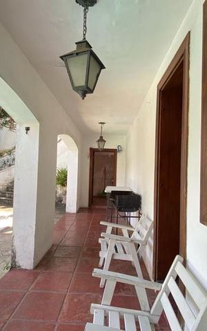 Casa à venda com 544m², 4 quartos e 3 vagas Casa à venda com 544m², 4 quartos e 3 vagasQuintal